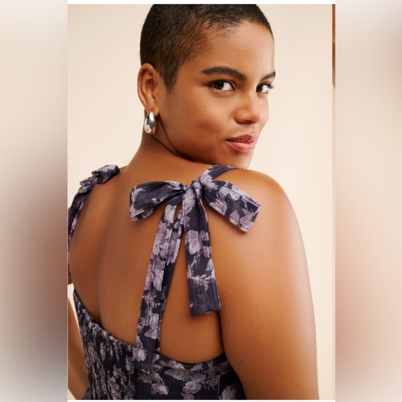 Astr Blue Sleeveless Tiered Maxi Dress - Picture 3 of 10